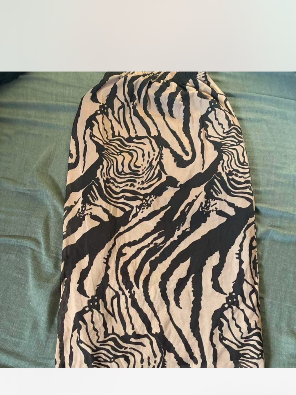 Black and Cream Zebra-Print Maxi Skirt with Elastic Waist